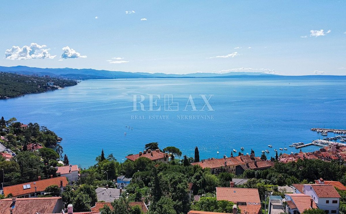 Lussuoso appartamento a Opatija con vista sul mare