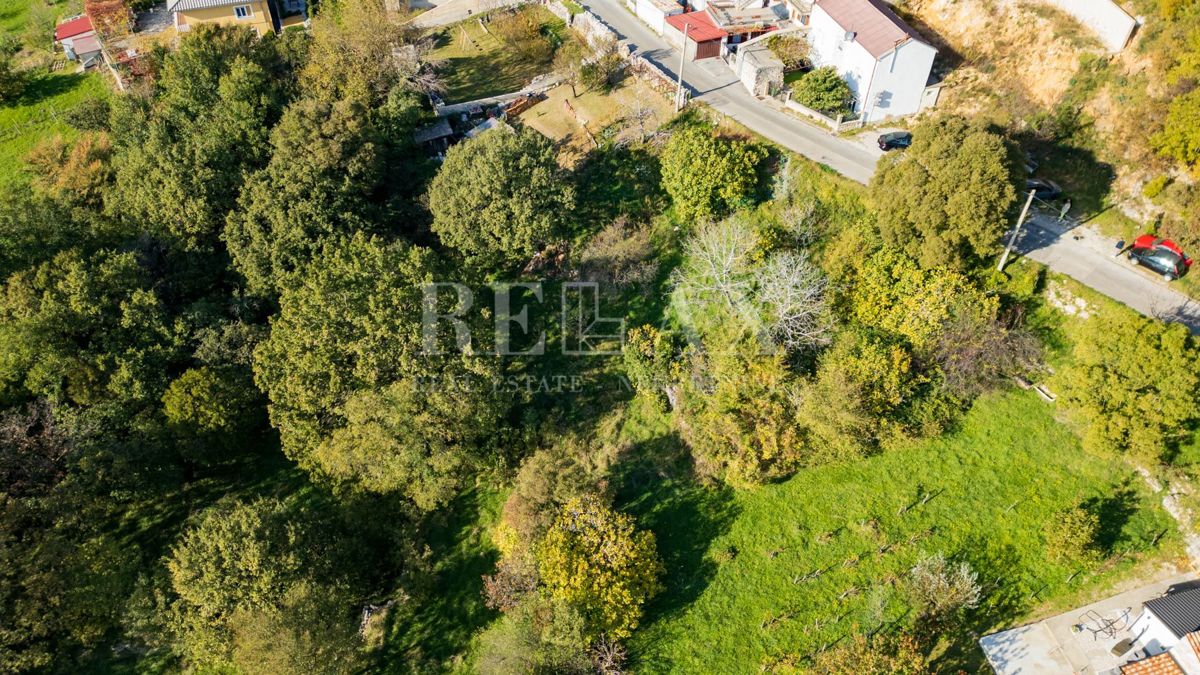 Bribir - terreno edificabile con vista mare