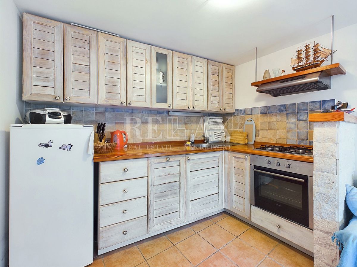 Bribir - spaziosa casa a schiera con garage