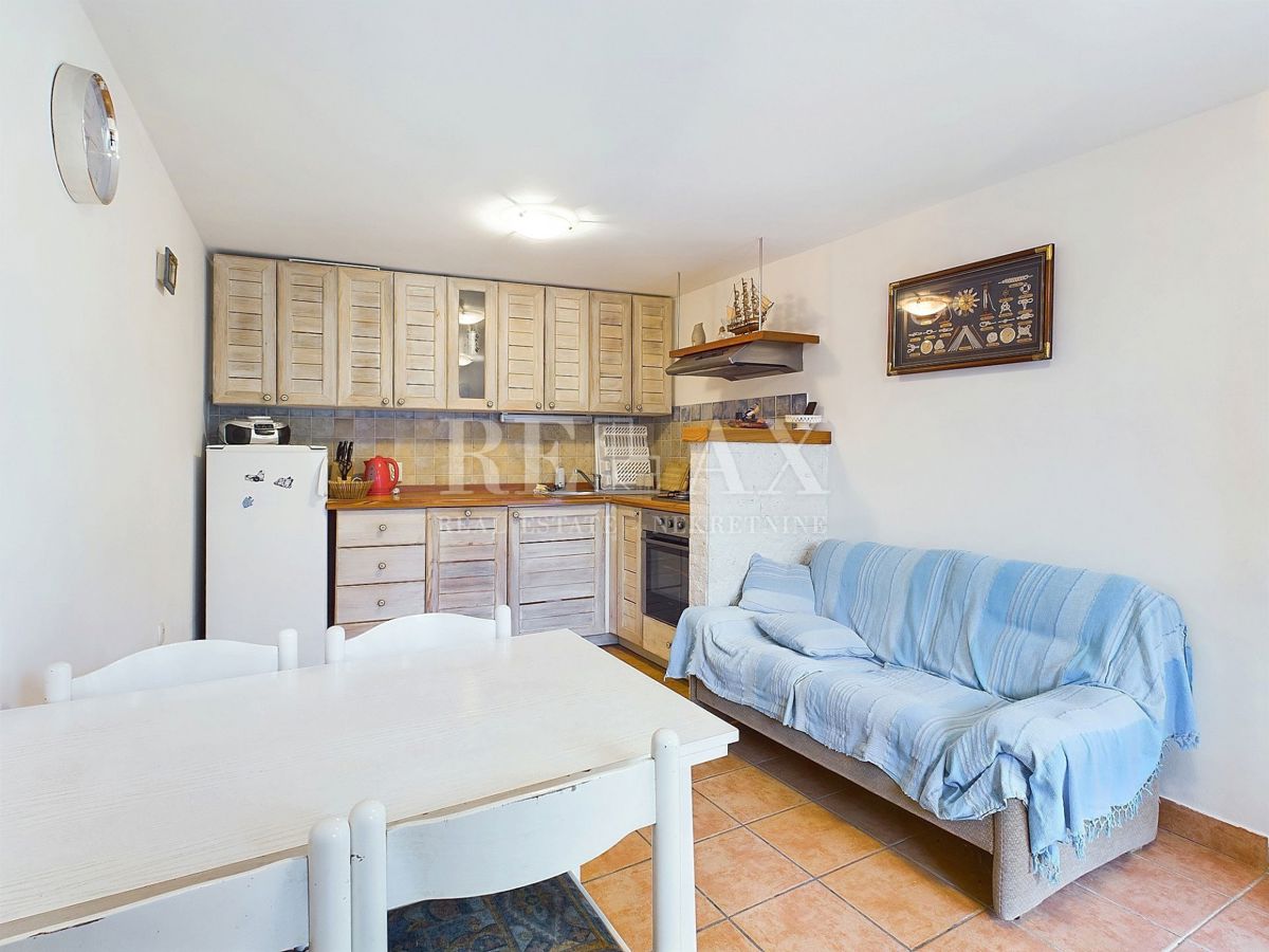 Bribir - spaziosa casa a schiera con garage