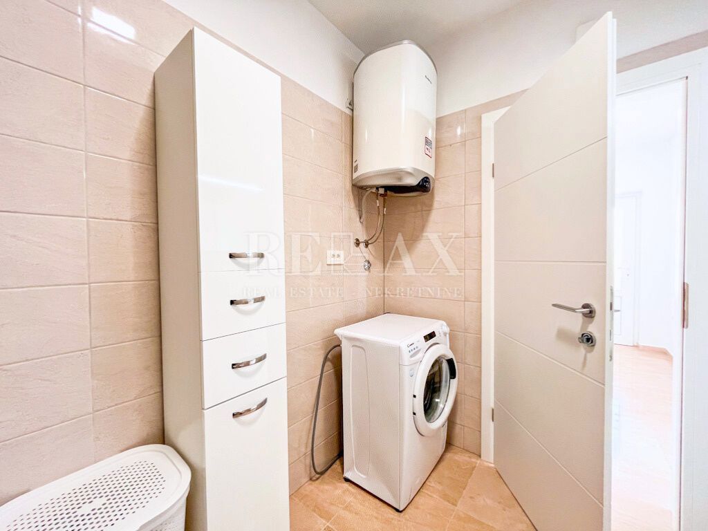 Viškovo, Saršoni - appartamento con due camere e balcone 