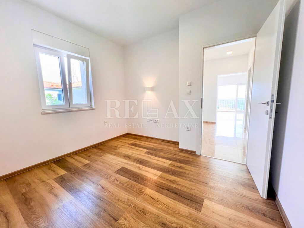 Viškovo, Saršoni - appartamento con due camere e balcone 