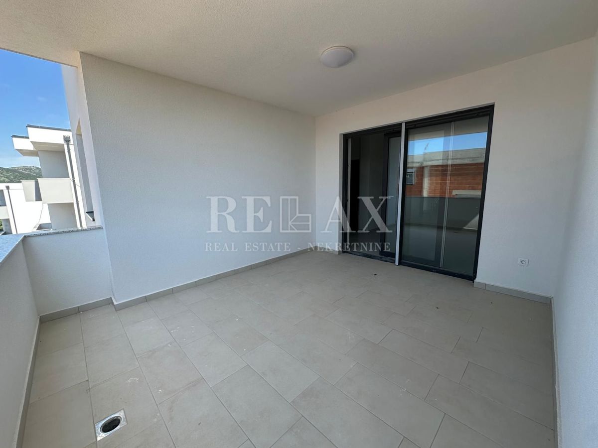 Novi Vinodolski - appartamento con loggia, nuova costruzione