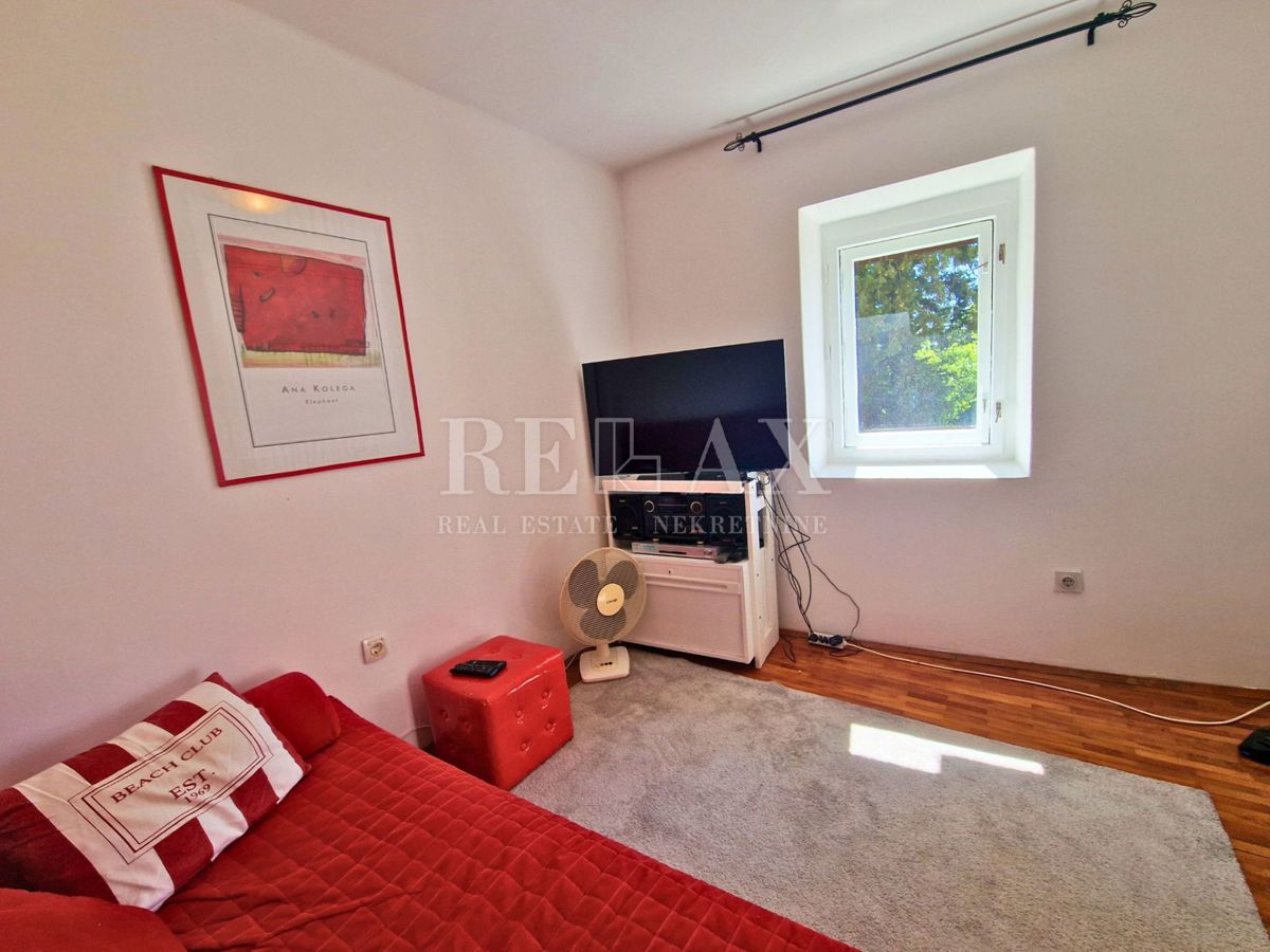 Selce - casa con 2 appartamenti, a 350 m dal mare