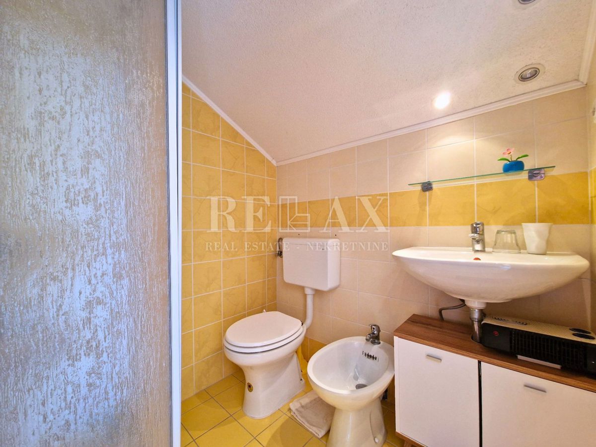 Selce - casa con 2 appartamenti, a 350 m dal mare