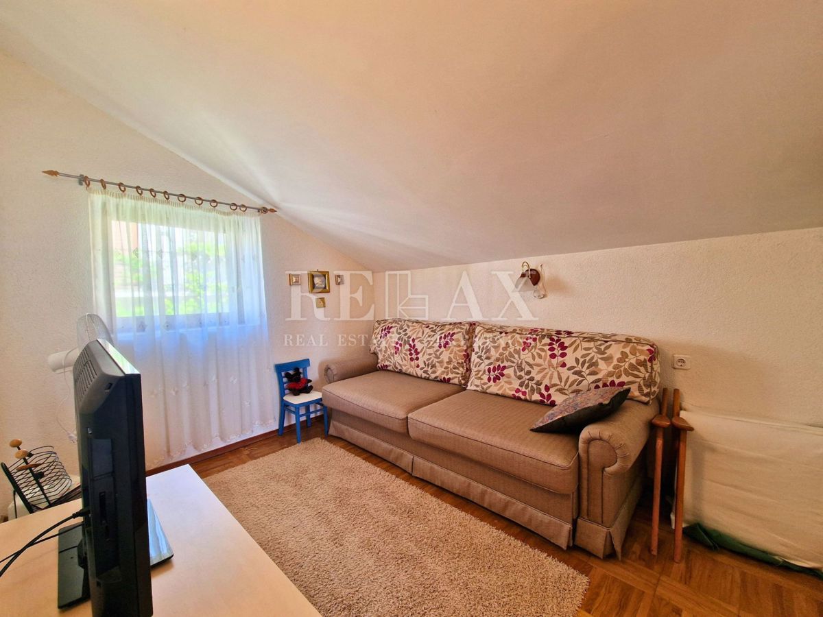 Selce - casa con 2 appartamenti, a 350 m dal mare
