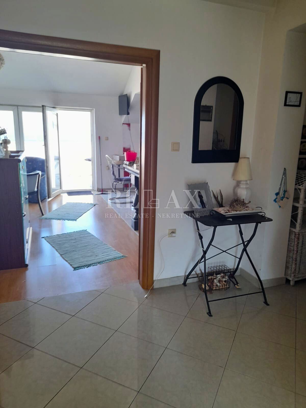 Novi Vinodolski - spazioso appartamento con vista mare