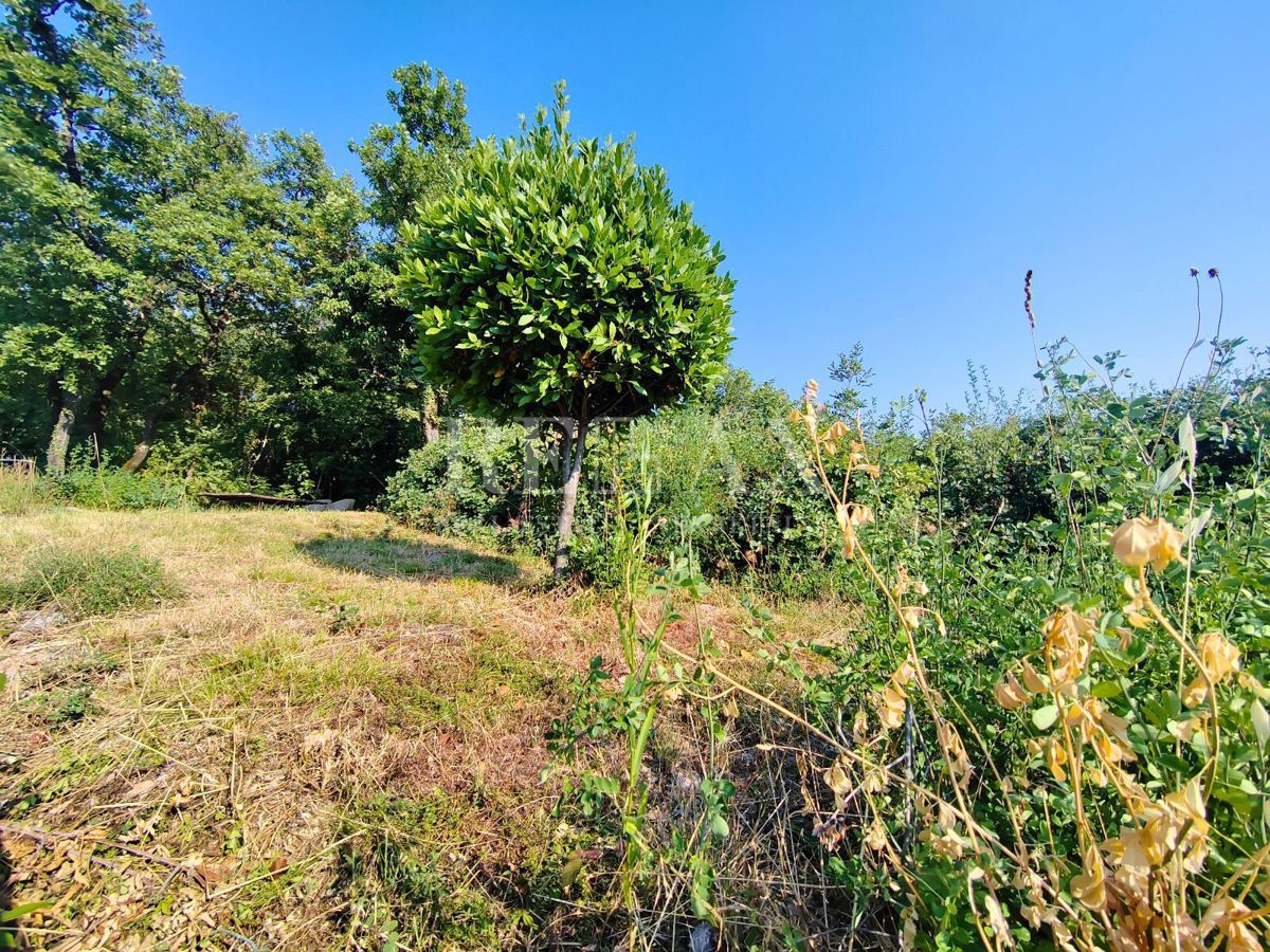Kastav, Rubeši - terreno edificabile con vista mare