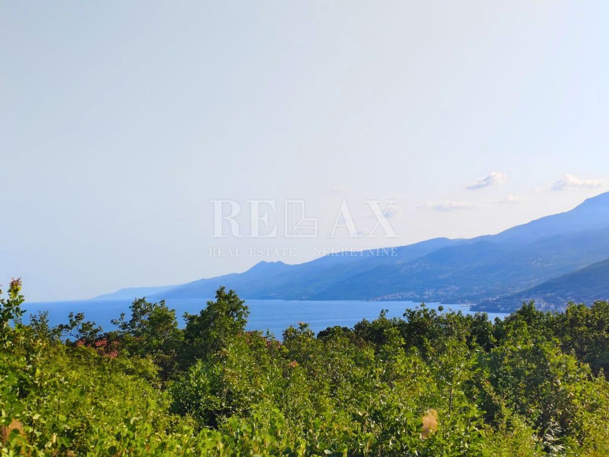 Kastav, Rubeši - terreno edificabile con vista mare