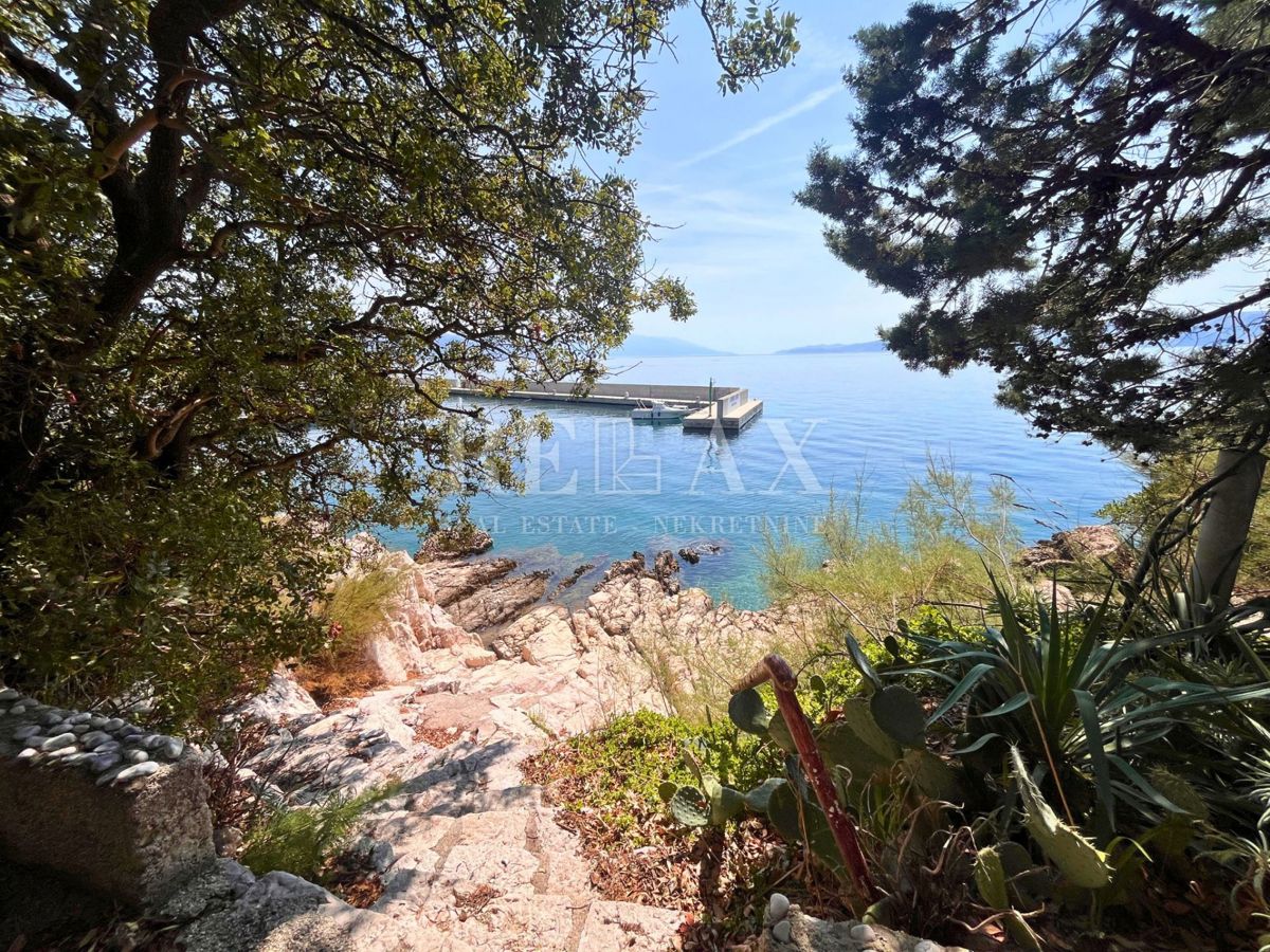 Novi Vinodolski - appartamento in prima fila al mare