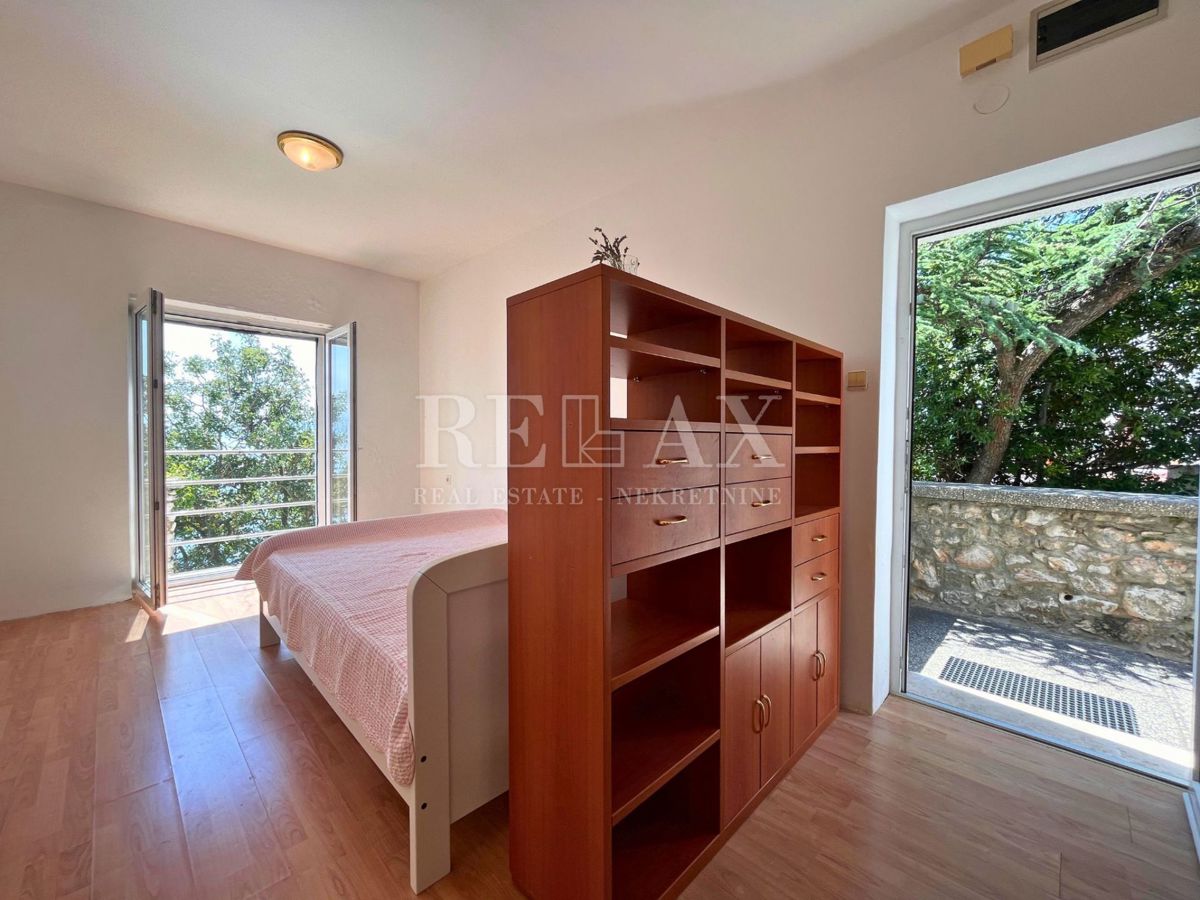 Novi Vinodolski - appartamento in prima fila al mare