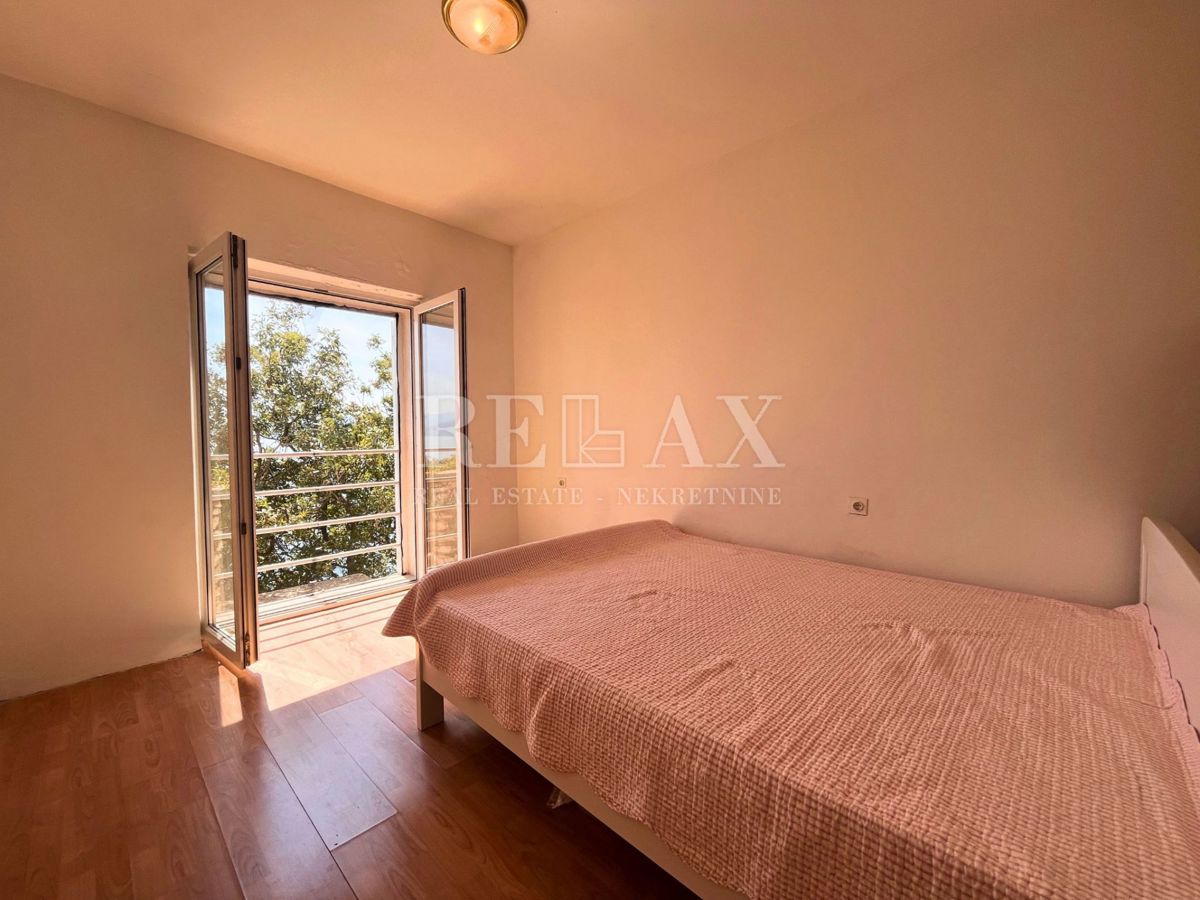 Novi Vinodolski - appartamento in prima fila al mare