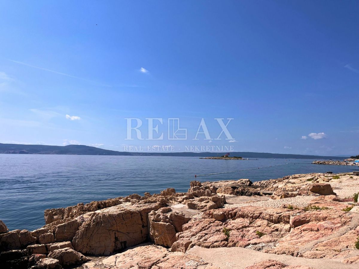 Novi Vinodolski - appartamento in prima fila al mare