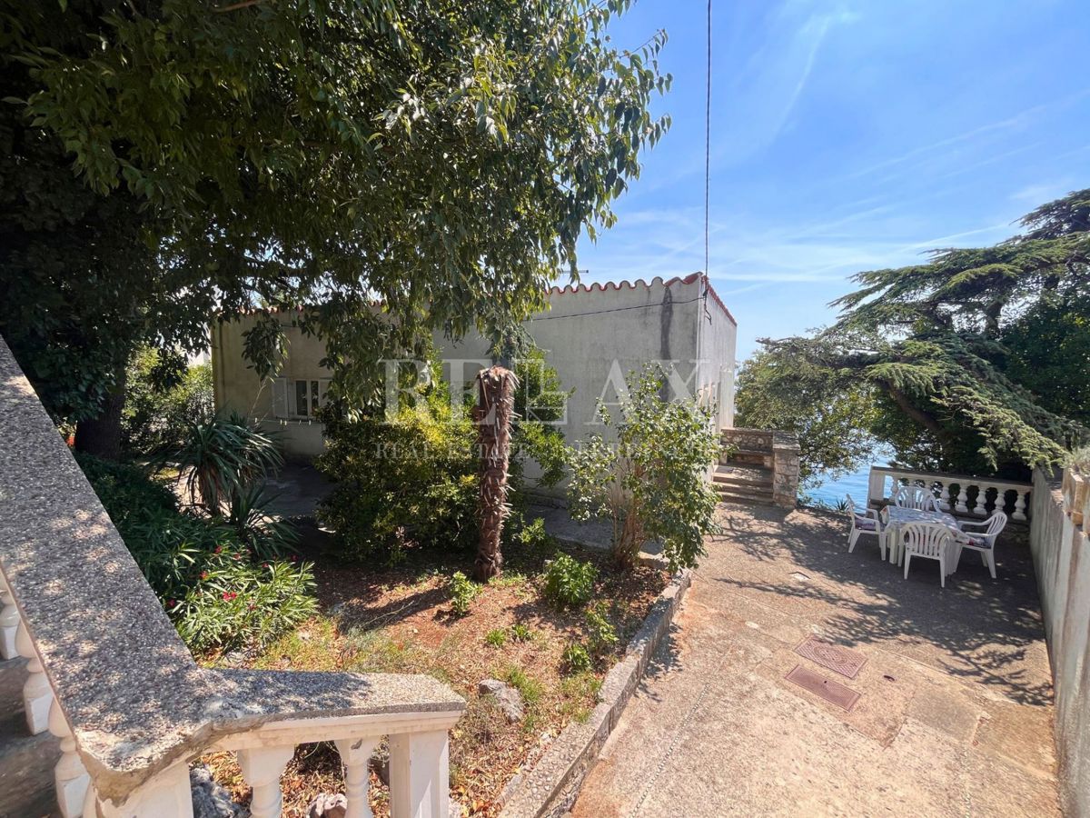 Novi Vinodolski - appartamento in prima fila al mare