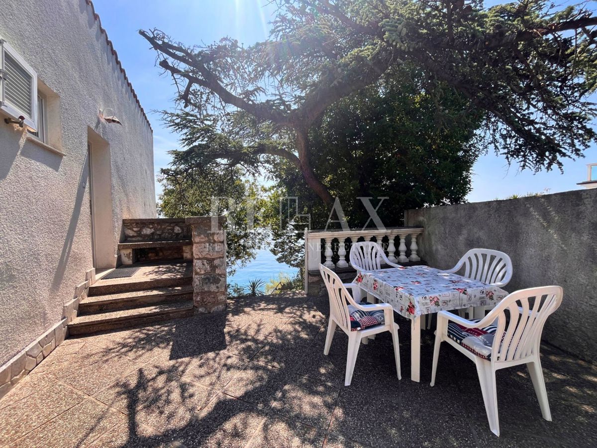 Novi Vinodolski - appartamento in prima fila al mare