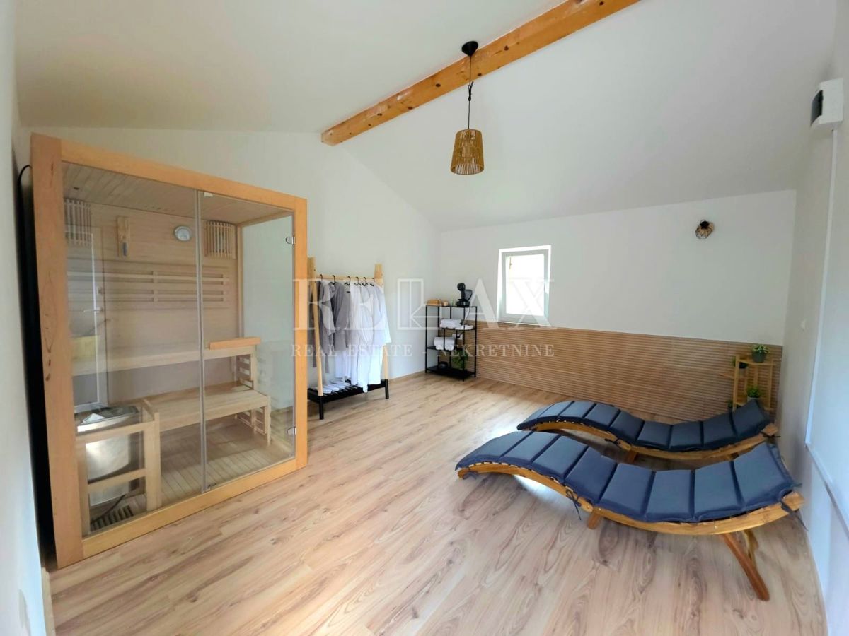 Brseč - una casa recentemente ristrutturata con jacuzzi, sauna e giardino paesaggistico