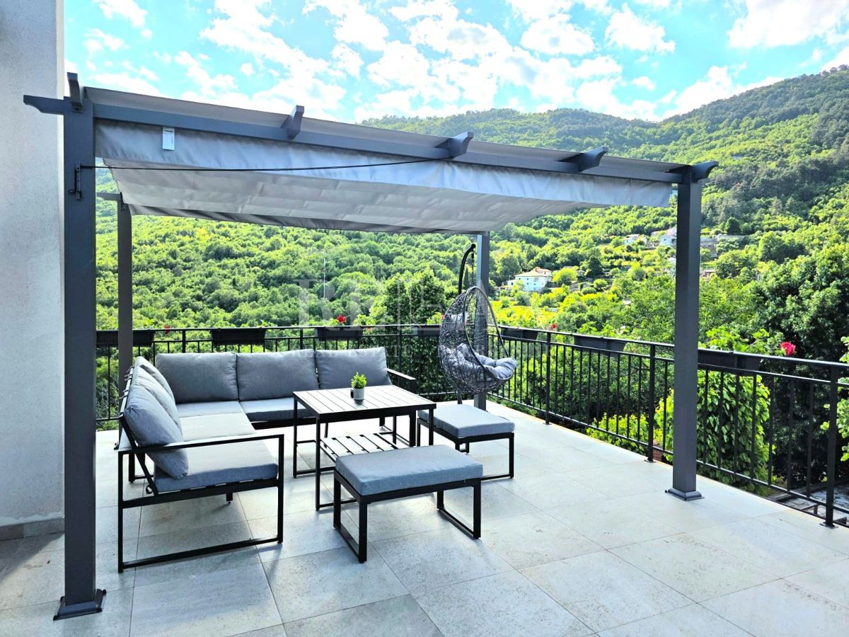 Brseč - una casa recentemente ristrutturata con jacuzzi, sauna e giardino paesaggistico