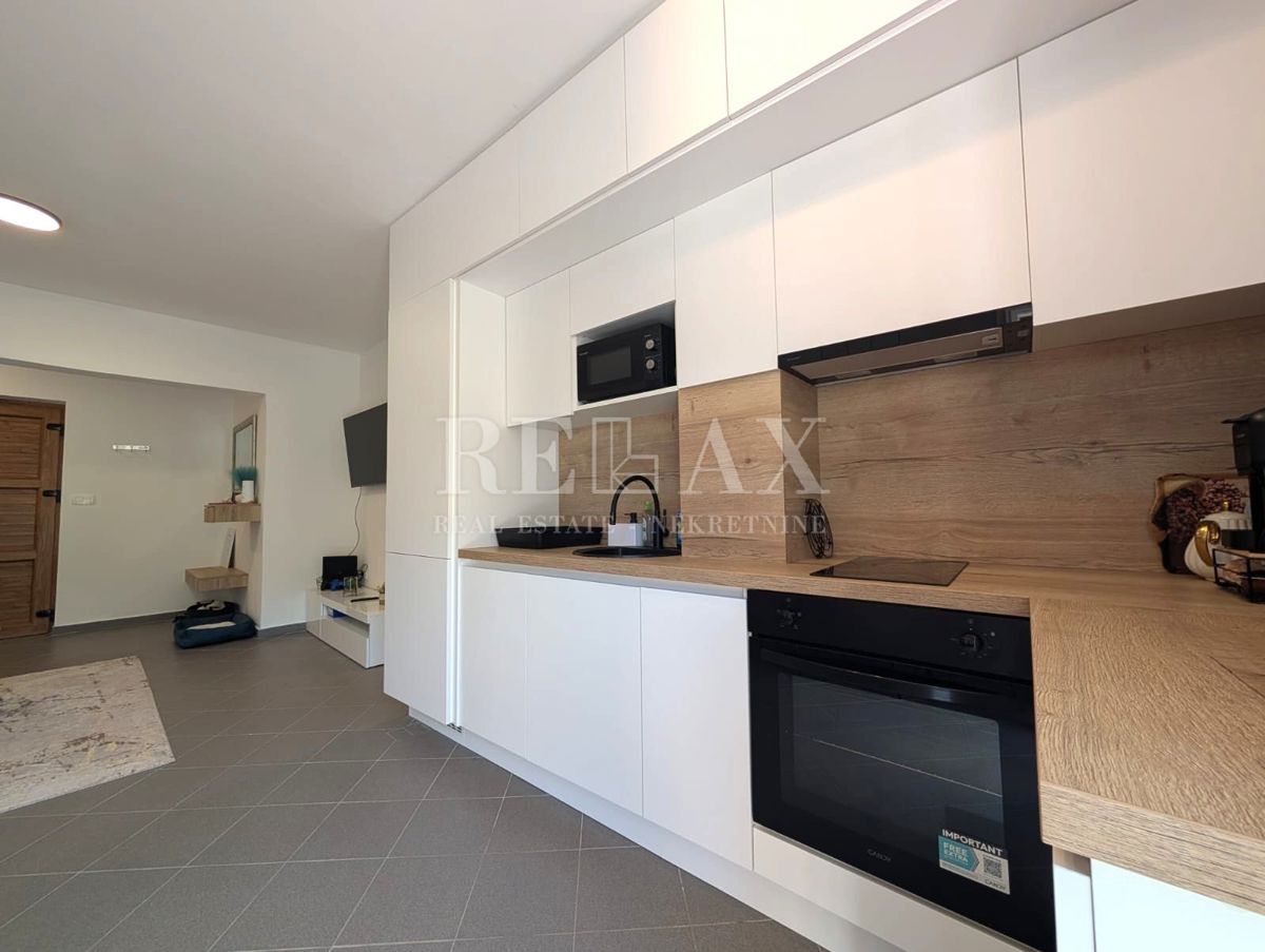 Brseč - una casa recentemente ristrutturata con jacuzzi, sauna e giardino paesaggistico