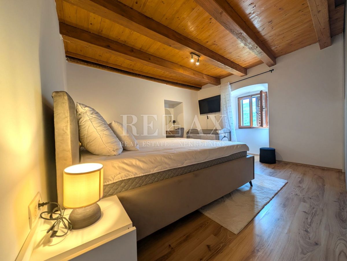 Brseč - una casa recentemente ristrutturata con jacuzzi, sauna e giardino paesaggistico