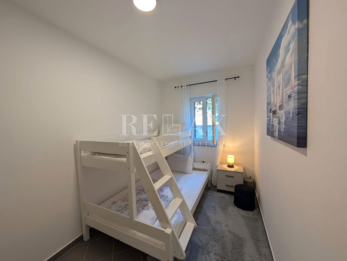 Brseč - una casa recentemente ristrutturata con jacuzzi, sauna e giardino paesaggistico