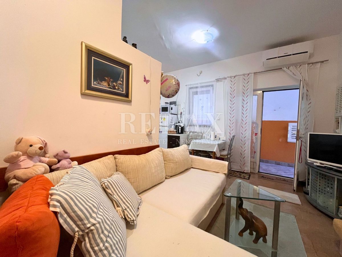 Novi Vinodolski - appartamento con una camera 