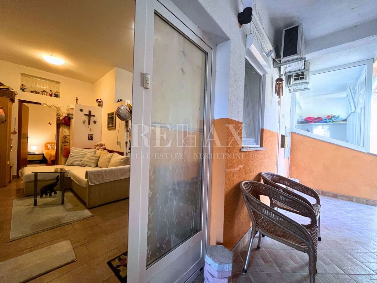 Novi Vinodolski - appartamento con una camera 