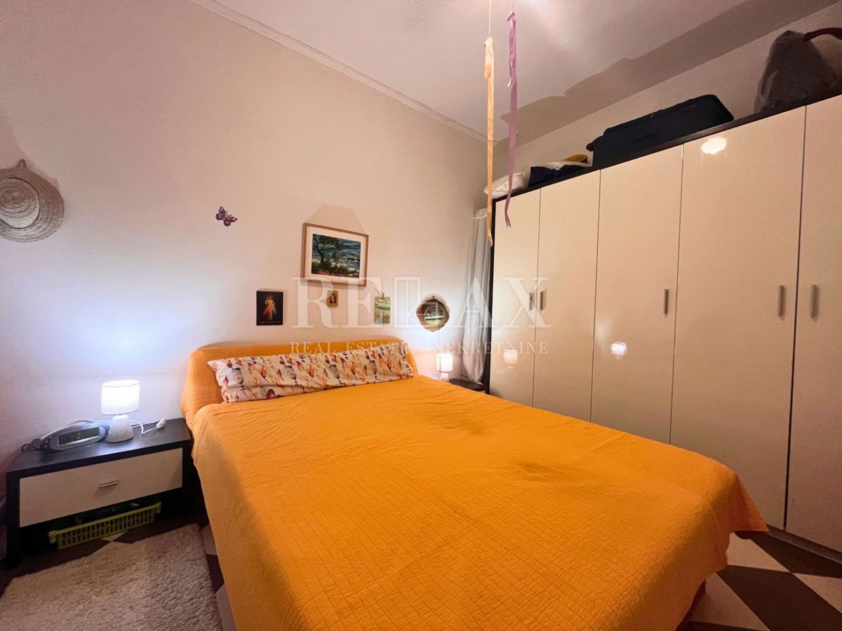 Novi Vinodolski - appartamento con una camera 