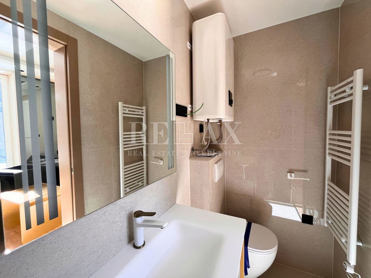 Crikvenica - appartamento nel centro della città, nuovo edificio