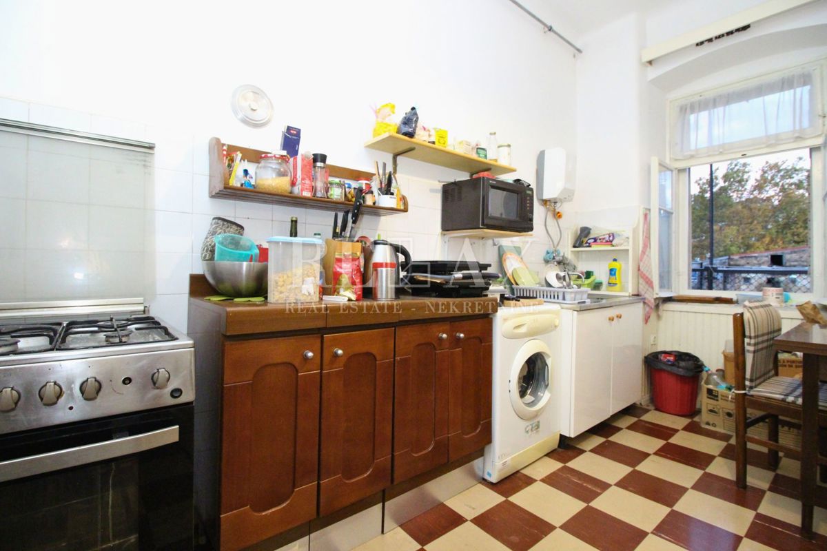 Rijeka - appartamento nel centro più ampio