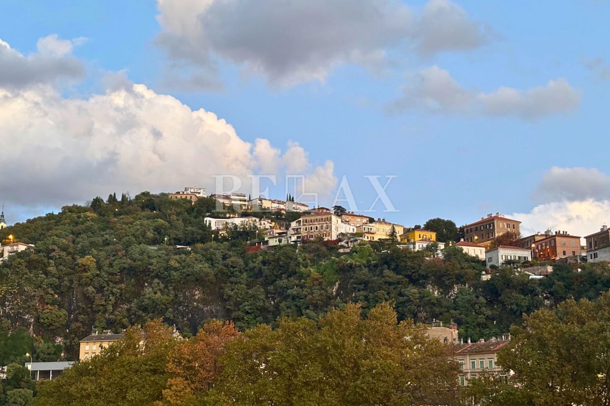 Rijeka - appartamento nel centro più ampio