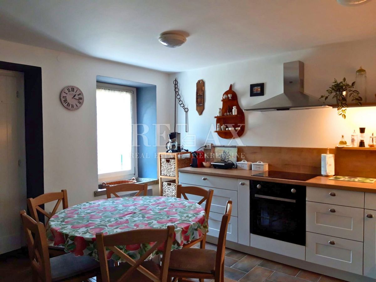 Dobrinj - villa in pietra ristrutturata, piscina