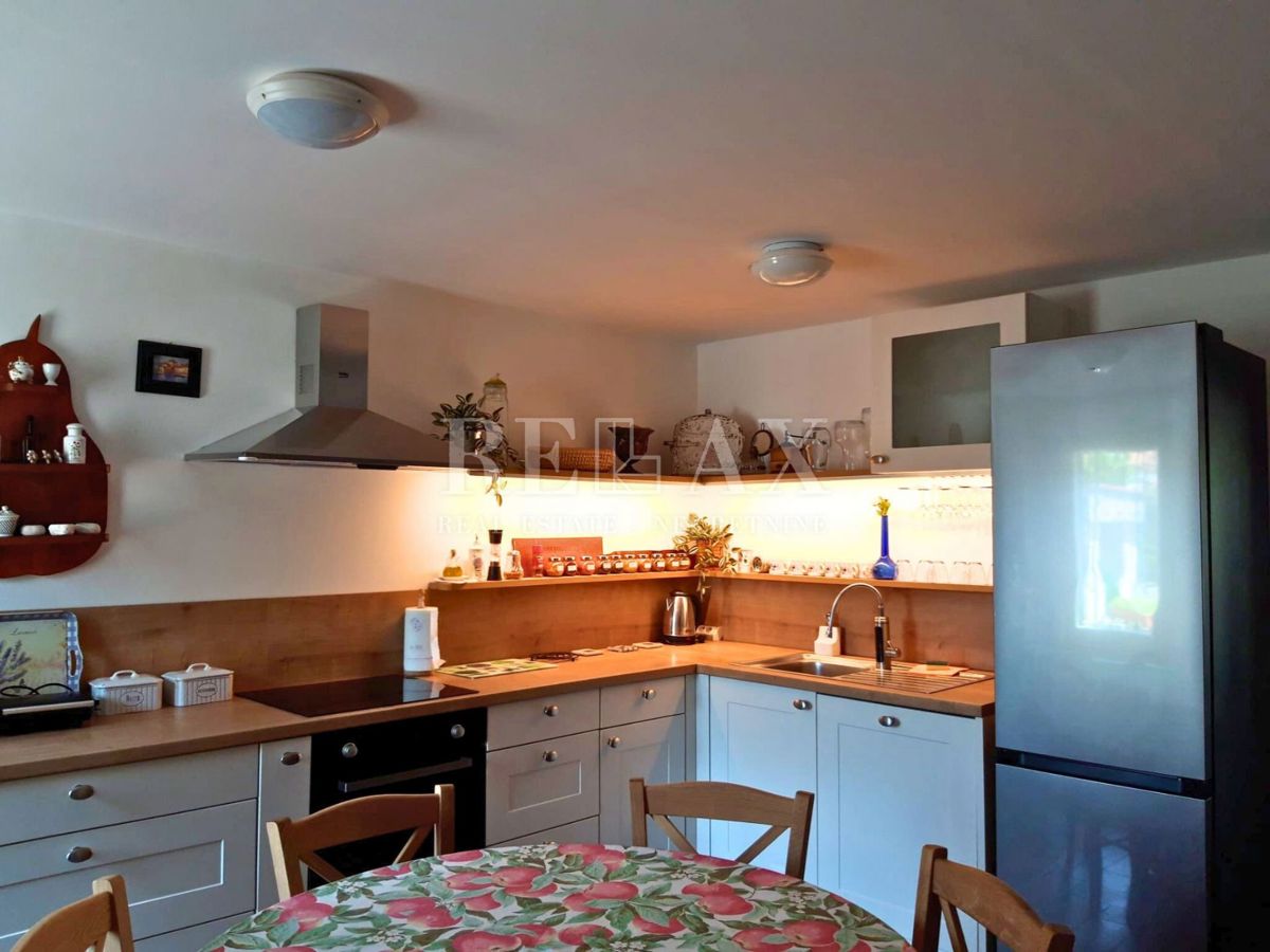 Dobrinj - villa in pietra ristrutturata, piscina