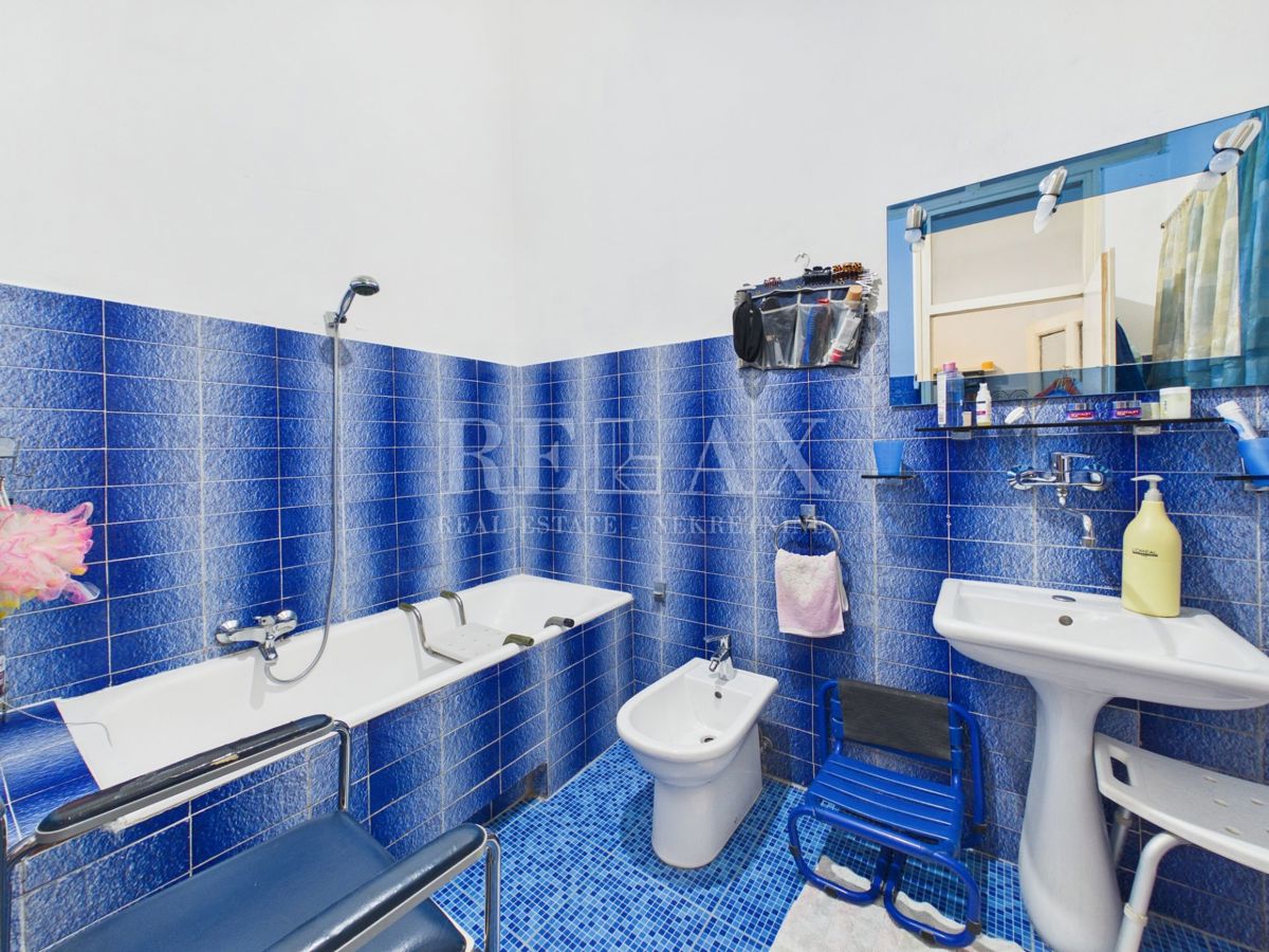 Rijeka - appartamento classico con quattro camere da letto nel centro storico, 134,67 m2