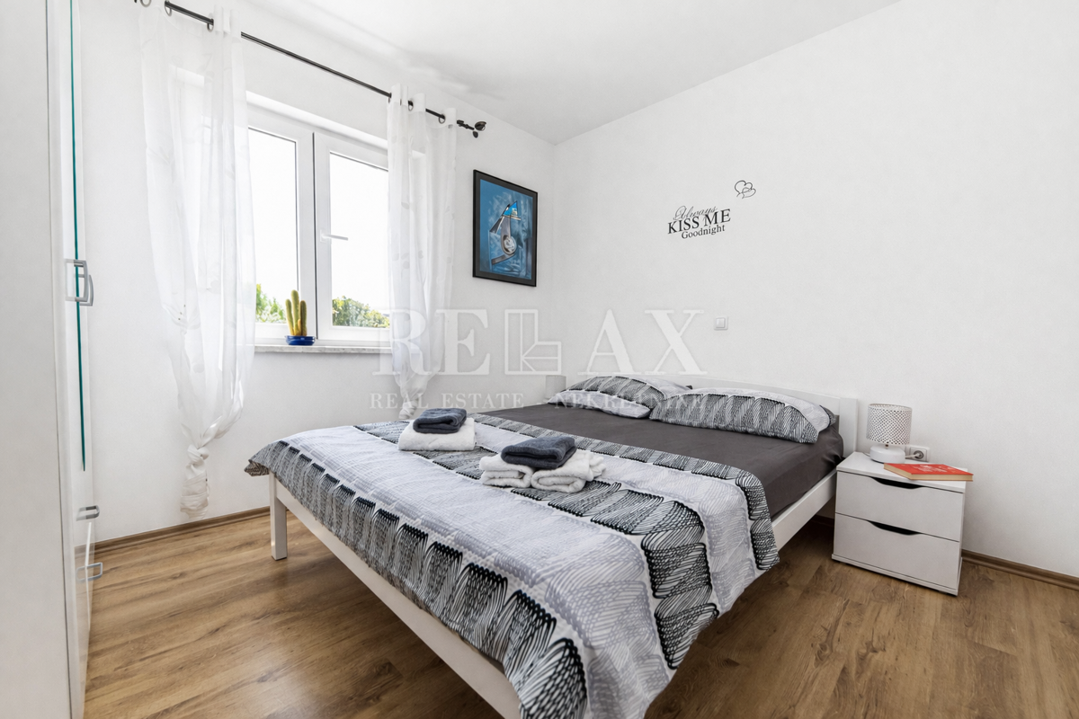 Crikvenica - casa con 3 appartamenti in un'ottima posizione