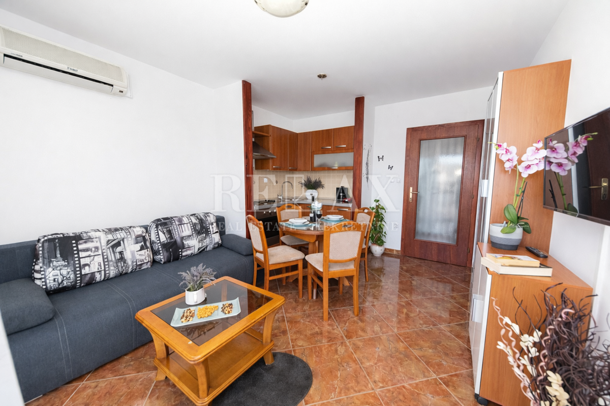 Crikvenica - casa con 3 appartamenti in un'ottima posizione