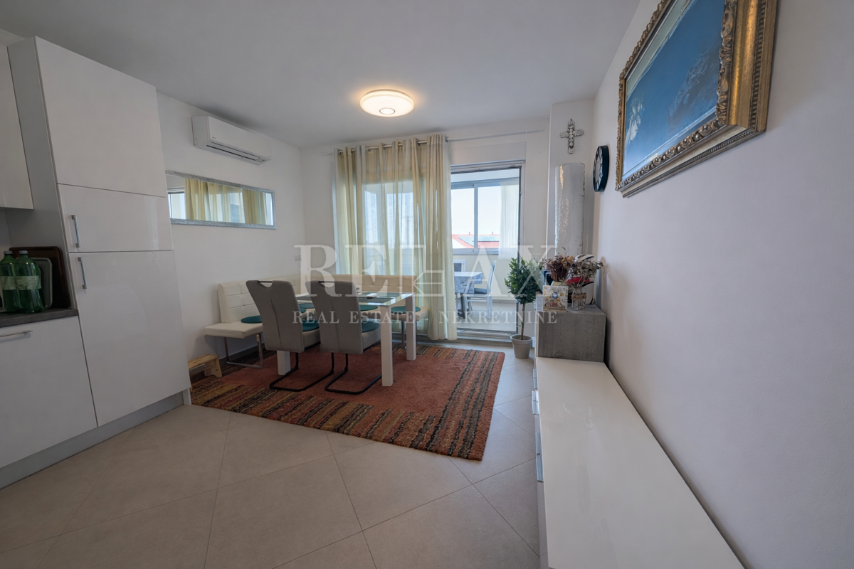 Senj - appartamento con giardino e parcheggio vicino al mare