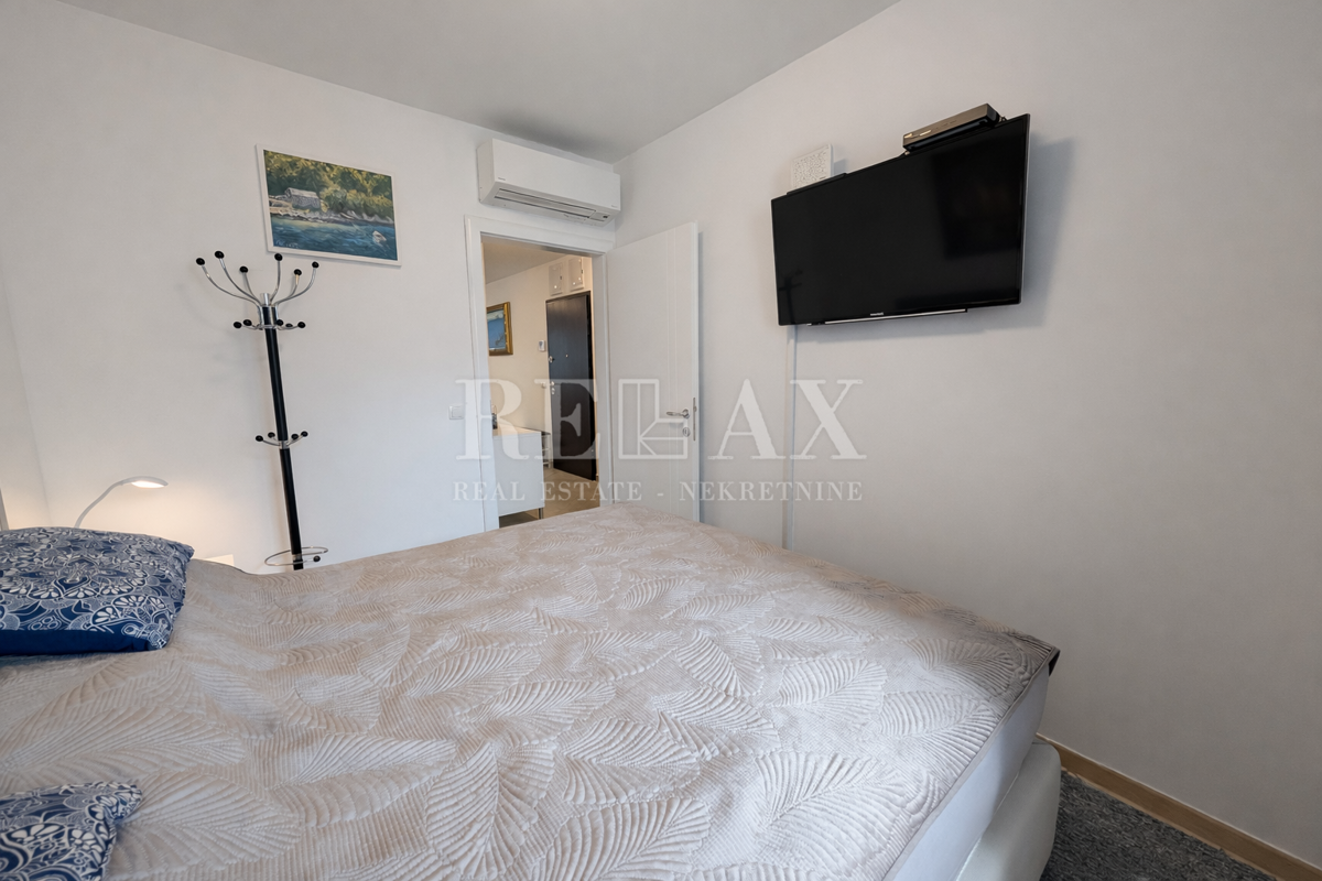 Senj - appartamento con giardino e parcheggio vicino al mare