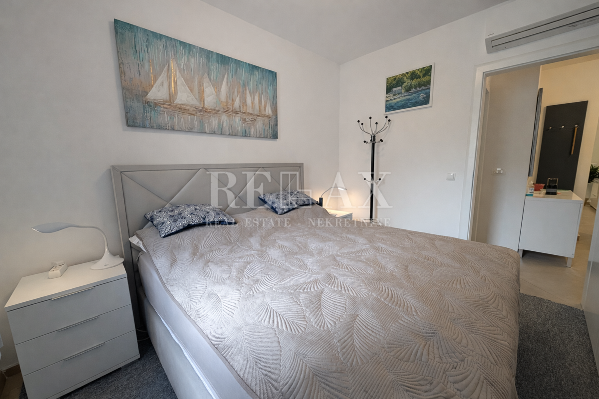 Senj - appartamento con giardino e parcheggio vicino al mare