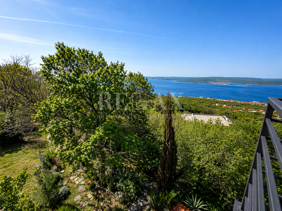 Crikvenica - casa con due unità abitative e giardino