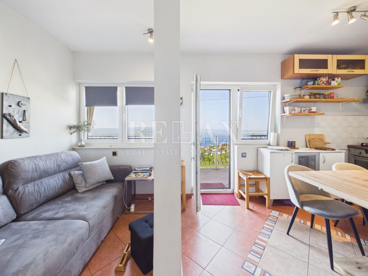 Crikvenica - casa con due unità abitative e giardino