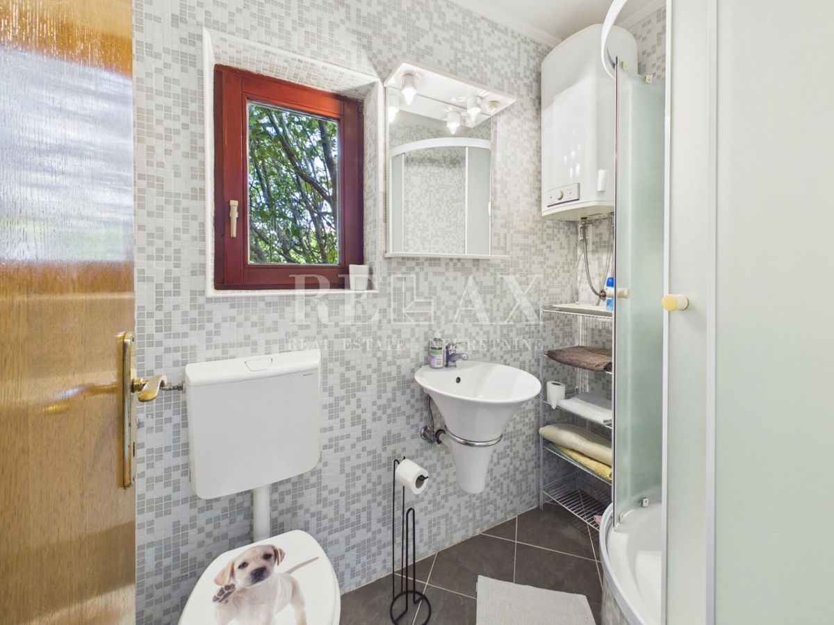 Crikvenica - casa con due unità abitative e giardino