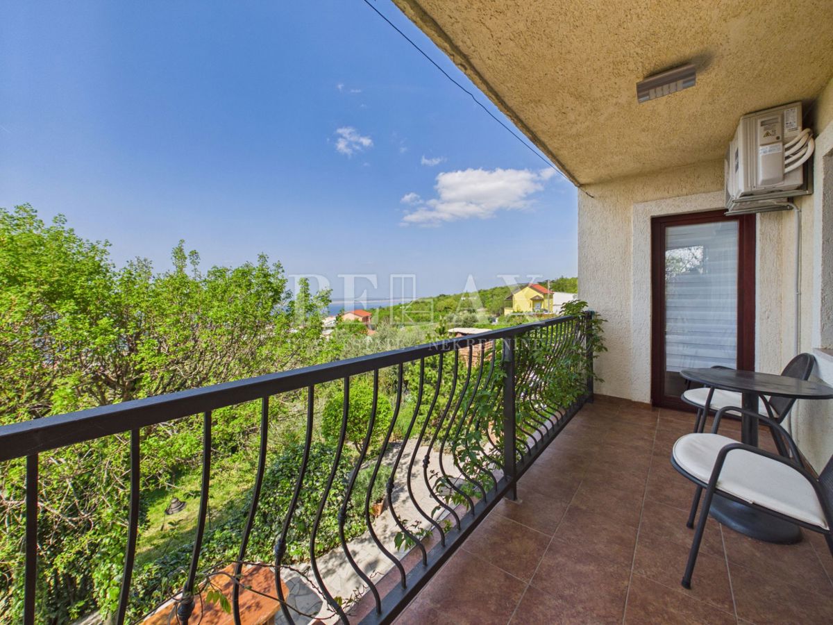 Crikvenica - casa con due unità abitative e giardino