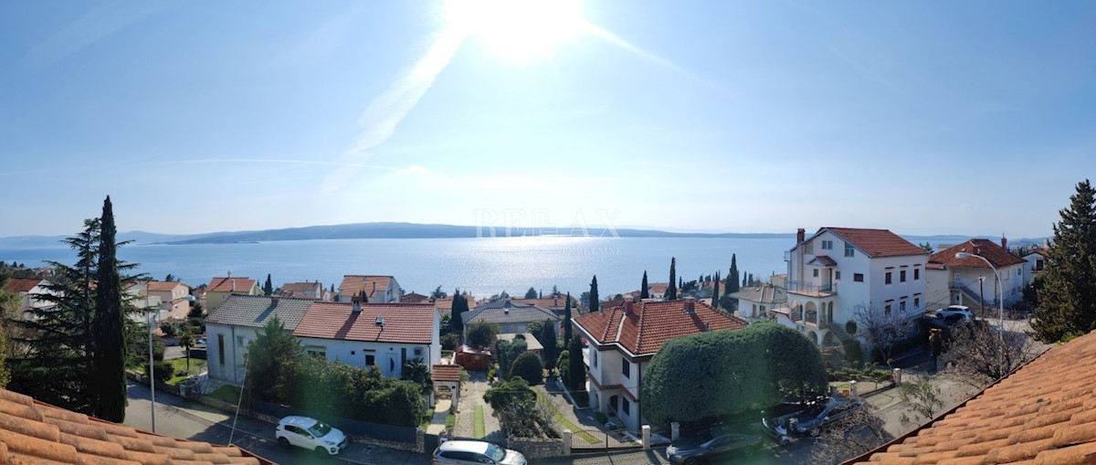 CRIKVENICA - Palazzina in ottima posizione con vista sul mare