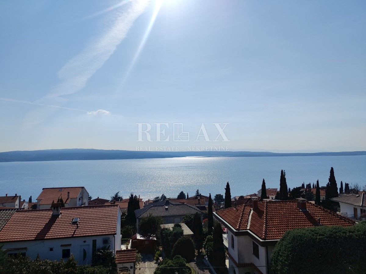 CRIKVENICA - Palazzina in ottima posizione con vista sul mare