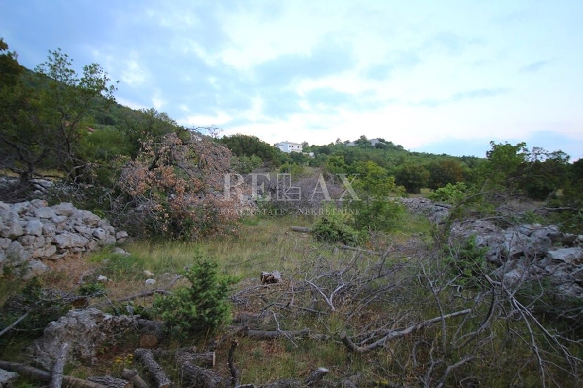 KLENOVICA, POLJICE - Terreno agricolo 6643 m2 con due ruderi e vista