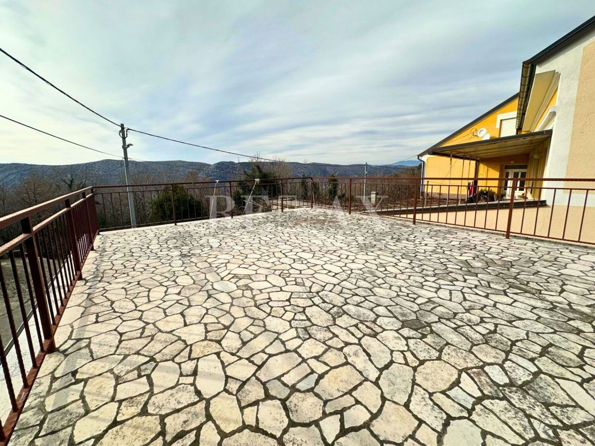 Tribalj - Casa bifamiliare ristrutturata