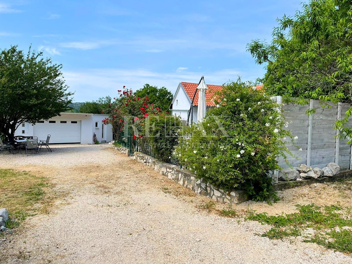 Bribir - Splendida Tenuta con Casa e Garage