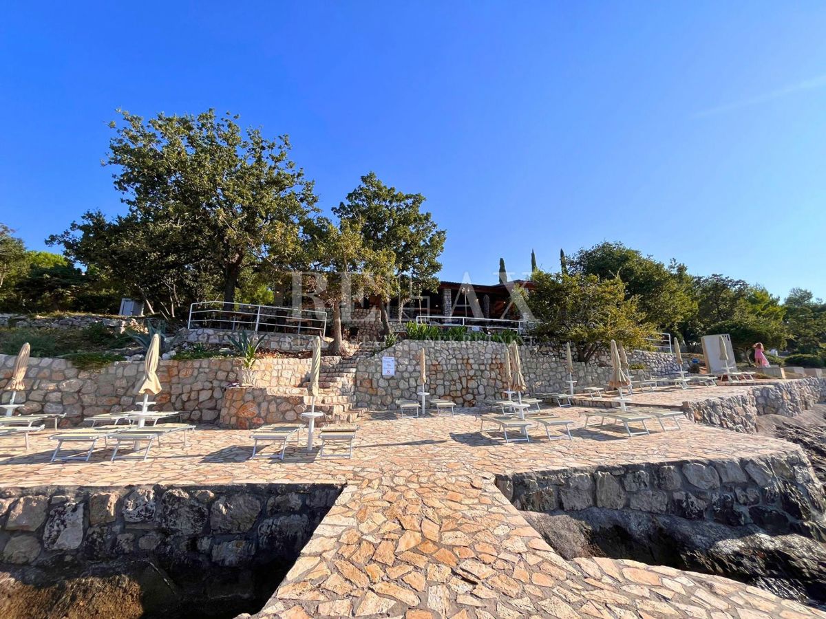 Novi Vinodolski - ristorante in prima fila sul mare