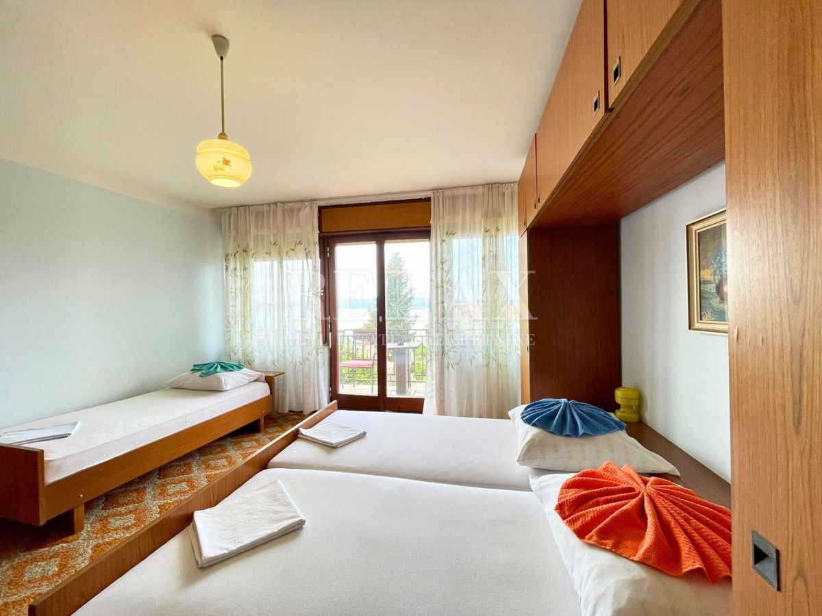 Crikvenica - spaziosa casa indipendente con potenziale