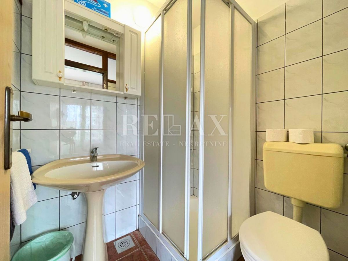 Crikvenica - spaziosa casa indipendente con potenziale